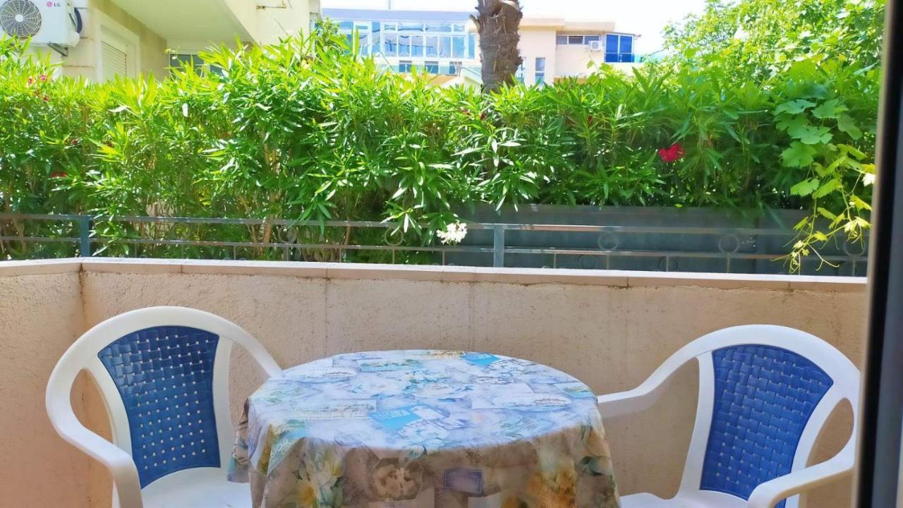 Guesthouse Tri Palme Bečići Zewnętrze zdjęcie